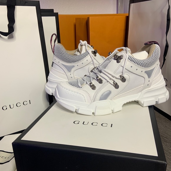Gucci flashtreck sneakers size 8 in women’s - Picture 2 of 9